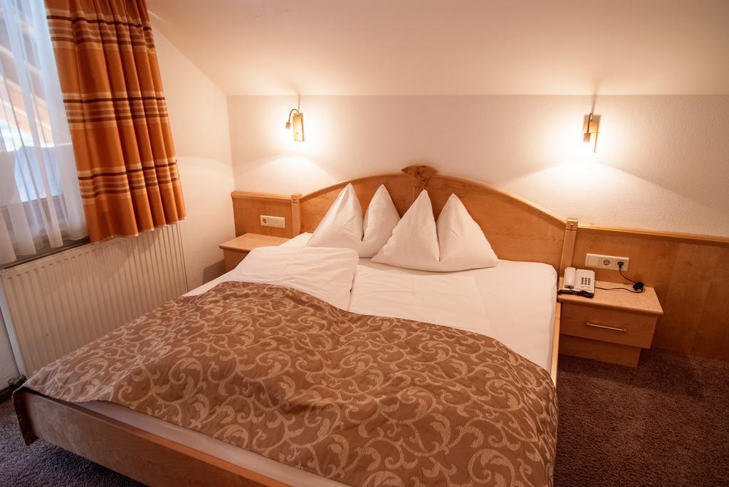 Hotel Garni Mirabell Ισγκλ Εξωτερικό φωτογραφία
