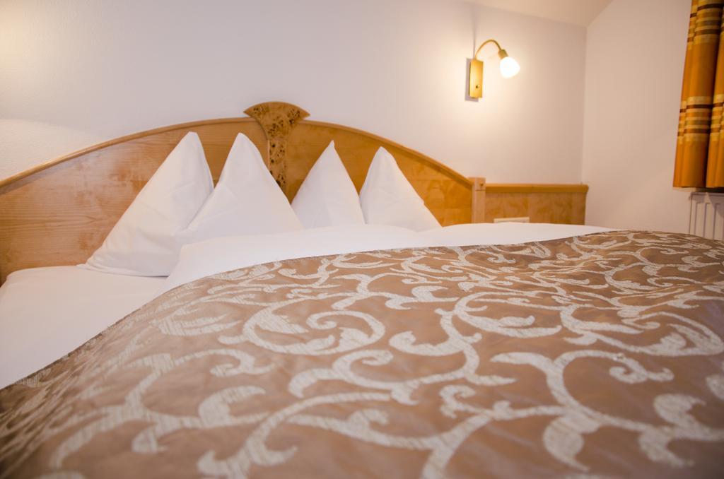 Hotel Garni Mirabell Ισγκλ Εξωτερικό φωτογραφία