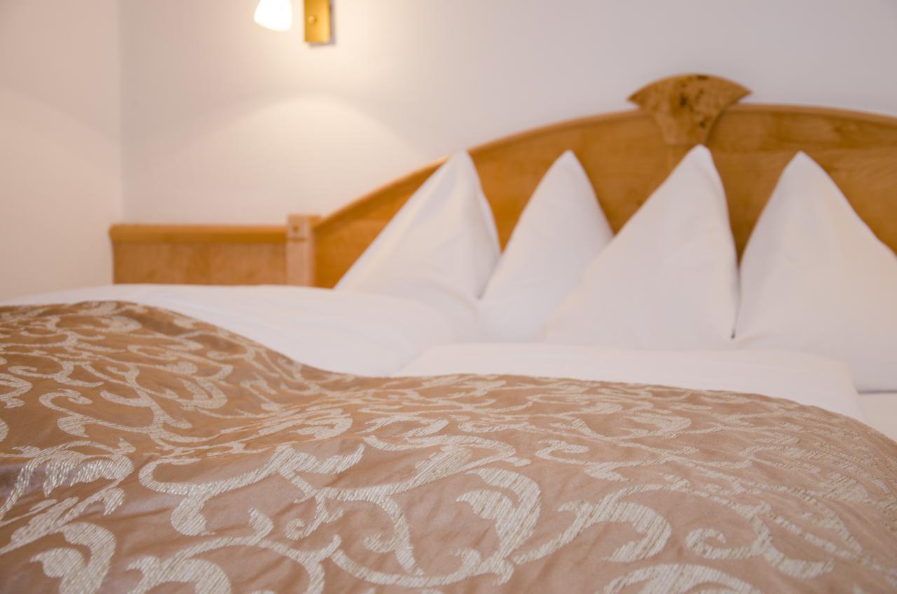 Hotel Garni Mirabell Ισγκλ Εξωτερικό φωτογραφία